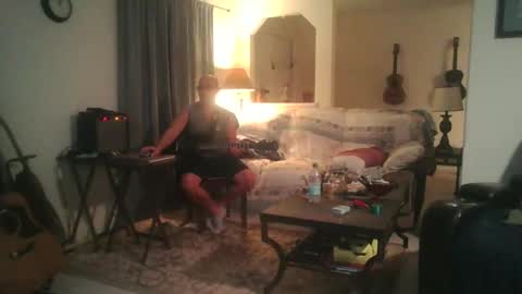 Snapshot of tomcatsawyer chatting on 11/17/25, 05:02 sirmuggsalot online show from 11/17/25, 05:02
