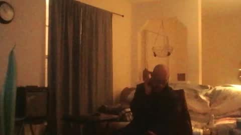 Snapshot of tomcatsawyer chatting on 11/19/25, 03:17 sirmuggsalot online show from 11/19/25, 03:17