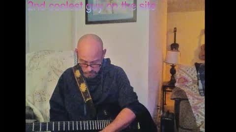 Snapshot of tomcatsawyer chatting on 12/15/25, 07:34 sirmuggsalot online show from 12/15/25, 07:34