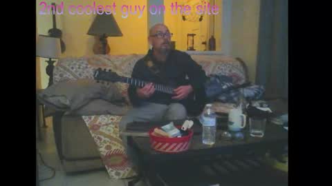 Snapshot of tomcatsawyer chatting on 12/16/25, 02:49 sirmuggsalot online show from 12/16/25, 02:49
