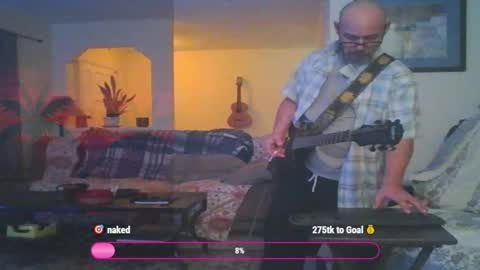 Snapshot of tomcatsawyer chatting on 12/20/25, 07:04 sirmuggsalot online show from 12/20/25, 07:04