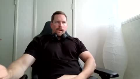 tomfin95 online show from 07/08/26, 09:36