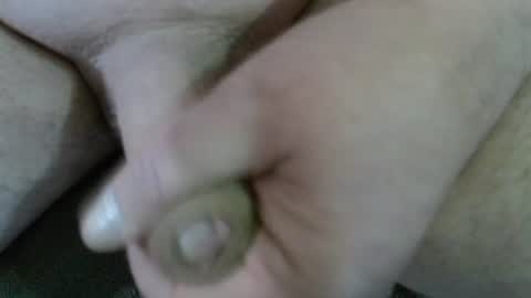 Snapshot of tomhotfun chatting on 10/20/25, 10:38 TOMHOTFUN online show from 10/20/25, 10:38