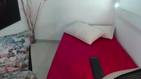 tomie online show from 02/21/25, 08:49