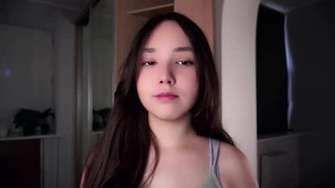 Liana online show from 09/11/25, 04:34