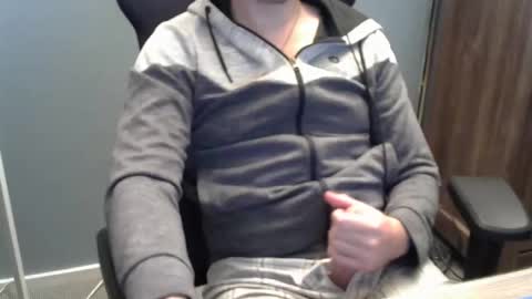 tomin3m online show from 10/16/25, 06:31