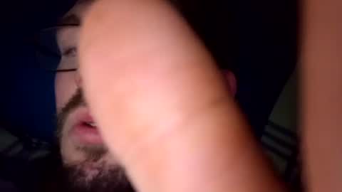 Snapshot of tomlaw1991 chatting on 11/06/25, 11:37 tomlaw1991 online show from 11/06/25, 11:37