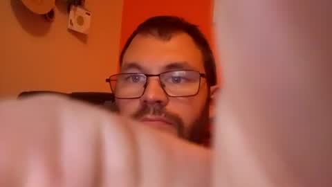 Snapshot of tomlaw1991 chatting on 11/13/25, 05:12 tomlaw1991 online show from 11/13/25, 05:12