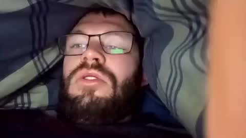 Snapshot of tomlaw1991 chatting on 11/23/25, 05:51 tomlaw1991 online show from 11/23/25, 05:51