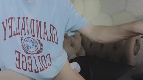 Snapshot of tommiehi chatting on 01/29/25, 12:02 Tommie online show from 01/29/25, 12:02