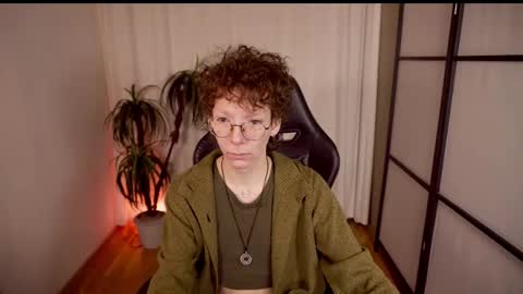 Snapshot of tommiehi chatting on 02/12/25, 05:37 Tommie online show from 02/12/25, 05:37