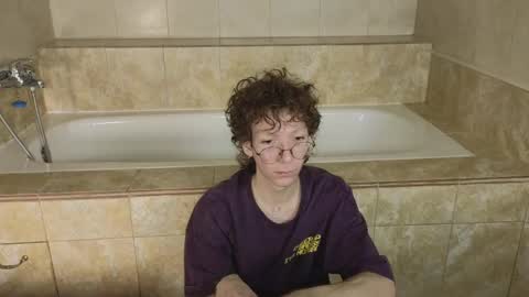 Snapshot of tommiehi chatting on 02/13/25, 06:09 Tommie online show from 02/13/25, 06:09