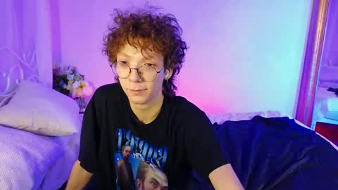 Snapshot of tommiehi chatting on 02/26/25, 05:42 Tommie online show from 02/26/25, 05:42