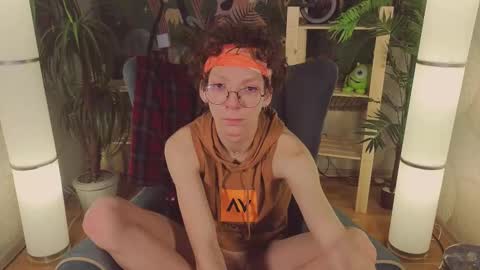 Snapshot of tommiehi chatting on 03/05/25, 09:05 Tommie online show from 03/05/25, 09:05