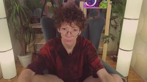 Snapshot of tommiehi chatting on 03/07/25, 05:40 Tommie online show from 03/07/25, 05:40