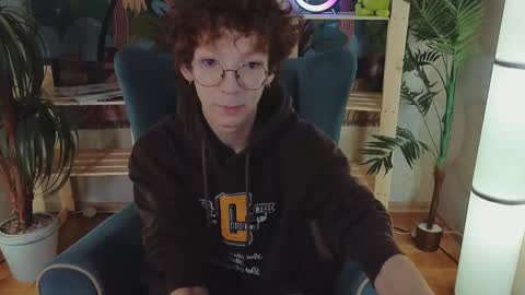 Snapshot of tommiehi chatting on 03/12/25, 05:35 Tommie online show from 03/12/25, 05:35