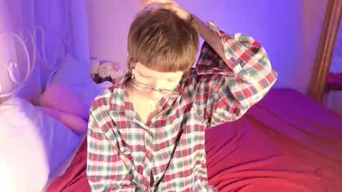 Snapshot of tommiehi chatting on 10/01/25, 12:11 Tommie online show from 10/01/25, 12:11