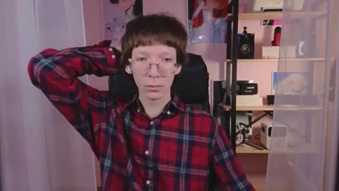 Snapshot of tommiehi chatting on 10/05/25, 12:36 Tommie online show from 10/05/25, 12:36