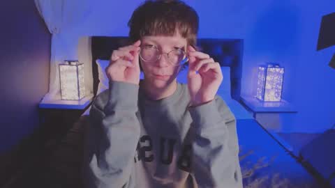 Snapshot of tommiehi chatting on 10/19/25, 12:06 Tommie online show from 10/19/25, 12:06