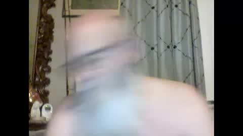 Snapshot of tommierose chatting on 10/08/25, 10:35 Tommie online show from 10/08/25, 10:35