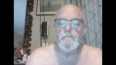 Snapshot of tommierose chatting on 11/05/25, 11:54 Tommie online show from 11/05/25, 11:54