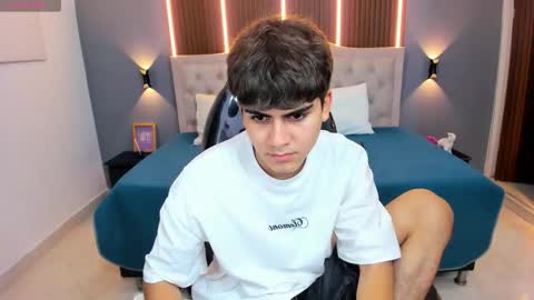 Tommy  online show from 11/27/25, 03:52