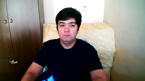 Snapshot of tommy99gg chatting on 05/21/26, 10:44 tommy99gg online show from 05/21/26, 10:44