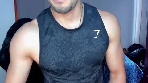 Snapshot of tommy_bred chatting on 11/19/25, 07:14 Twitter BreddTommy IG tommy bredd online show from 11/19/25, 07:14