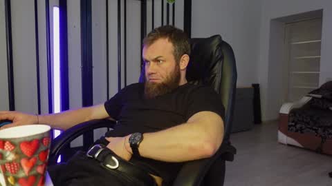  tommy burnzzz  online show from 02/13/25, 08:48