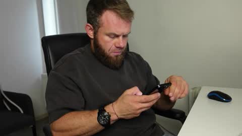  tommy burnzzz  online show from 10/06/25, 10:45