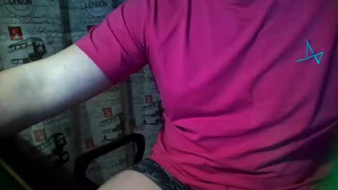 Snapshot of tommy_li_2 chatting on 12/12/24, 06:42 Tommi Li online show from 12/12/24, 06:42