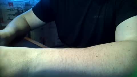 Snapshot of tommy_li_2 chatting on 01/23/25, 04:41 Tommi Li online show from 01/23/25, 04:41