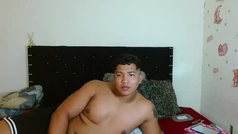 Snapshot of tommy_montana57935 chatting on 04/16/26, 02:56 tommy and merida online show from 04/16/26, 02:56