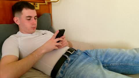 Snapshot of tommy_rafs chatting on 03/30/26, 03:13 Thomas online show from 03/30/26, 03:13