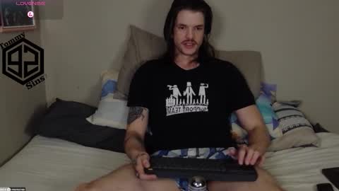 Tommy Sins online show from 11/20/25, 02:17