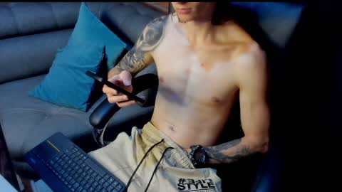 Snapshot of tommy_slater chatting on 02/05/25, 12:49 Tommy Slater online show from 02/05/25, 12:49