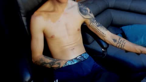 Snapshot of tommy_slater chatting on 02/08/25, 01:11 Tommy Slater online show from 02/08/25, 01:11