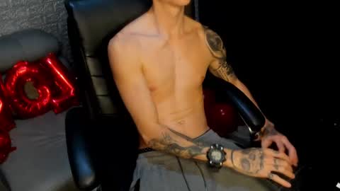 Snapshot of tommy_slater chatting on 02/16/25, 02:31 Tommy Slater online show from 02/16/25, 02:31