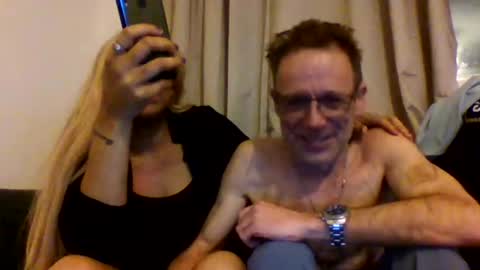 Snapshot of tommyandtomara chatting on 04/15/26, 07:58 tommyandtomara online show from 04/15/26, 07:58