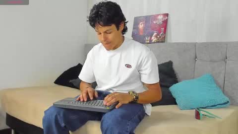tommyhot7 online show from 06/11/26, 09:02