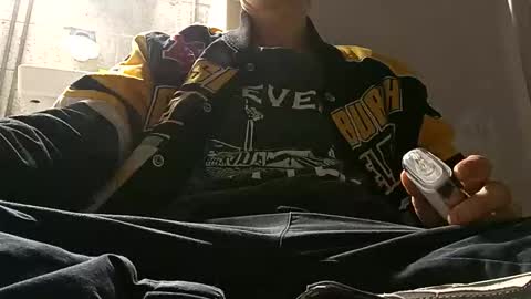 tommymolotov online show from 12/21/25, 10:00