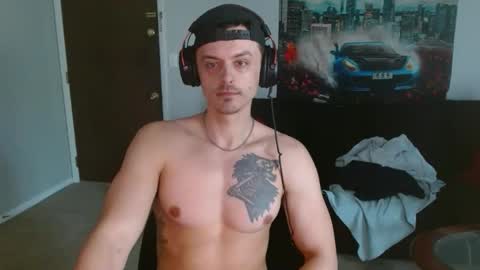 Snapshot of tommystrokes_ chatting on 04/15/26, 10:54 Tommy Strokes online show from 04/15/26, 10:54