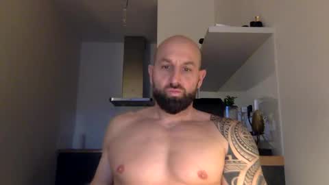 Thomas Fit online show from 01/11/25, 03:09