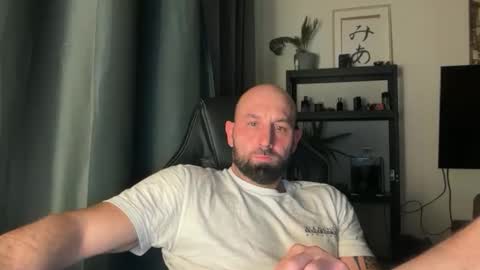 Thomas Fit online show from 11/13/25, 09:36