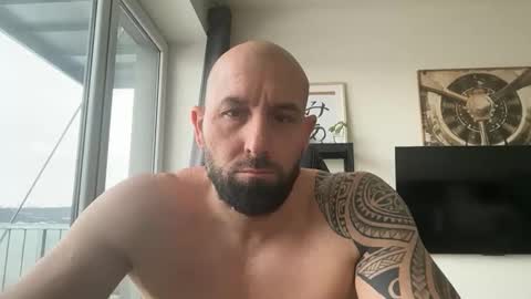 Thomas Fit online show from 11/27/25, 10:50