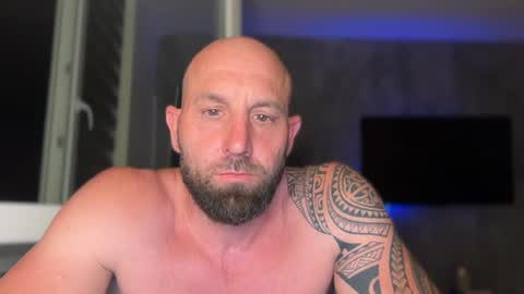 Snapshot of tommyx01 chatting on 06/24/26, 10:09 Thomas Fit online show from 06/24/26, 10:09