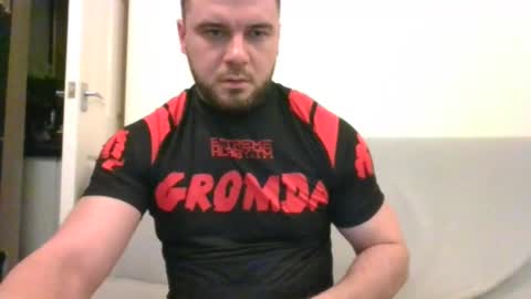 Snapshot of tommyy19901 chatting on 12/15/24, 07:21 tommyy19901 online show from 12/15/24, 07:21