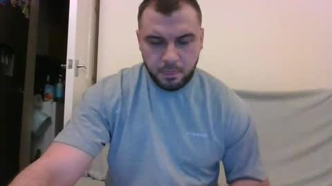 Snapshot of tommyy19901 chatting on 12/25/24, 06:52 tommyy19901 online show from 12/25/24, 06:52