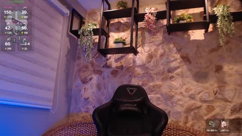Sr. Thomas online show from 01/07/25, 05:09
