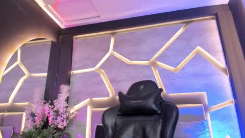 Sr. Thomas online show from 03/05/25, 02:23